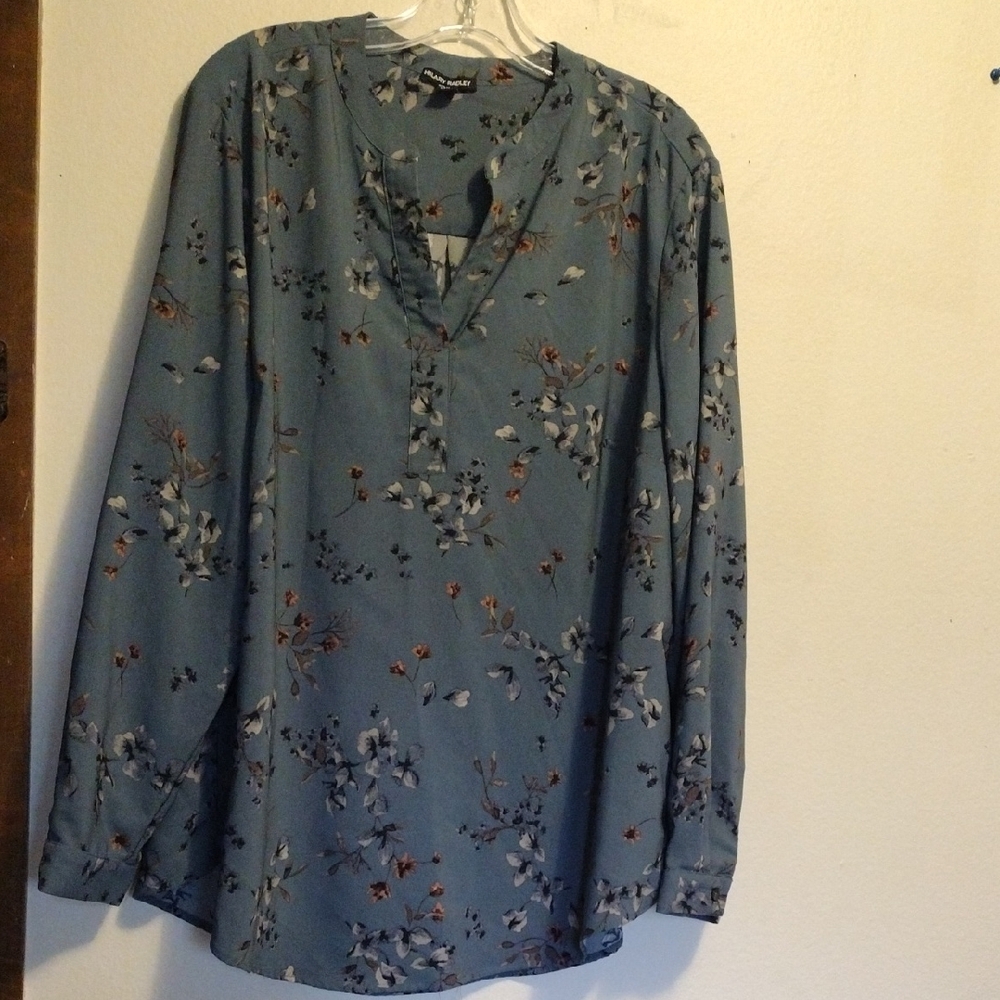 Hilary Radley Blue Floral Blouse